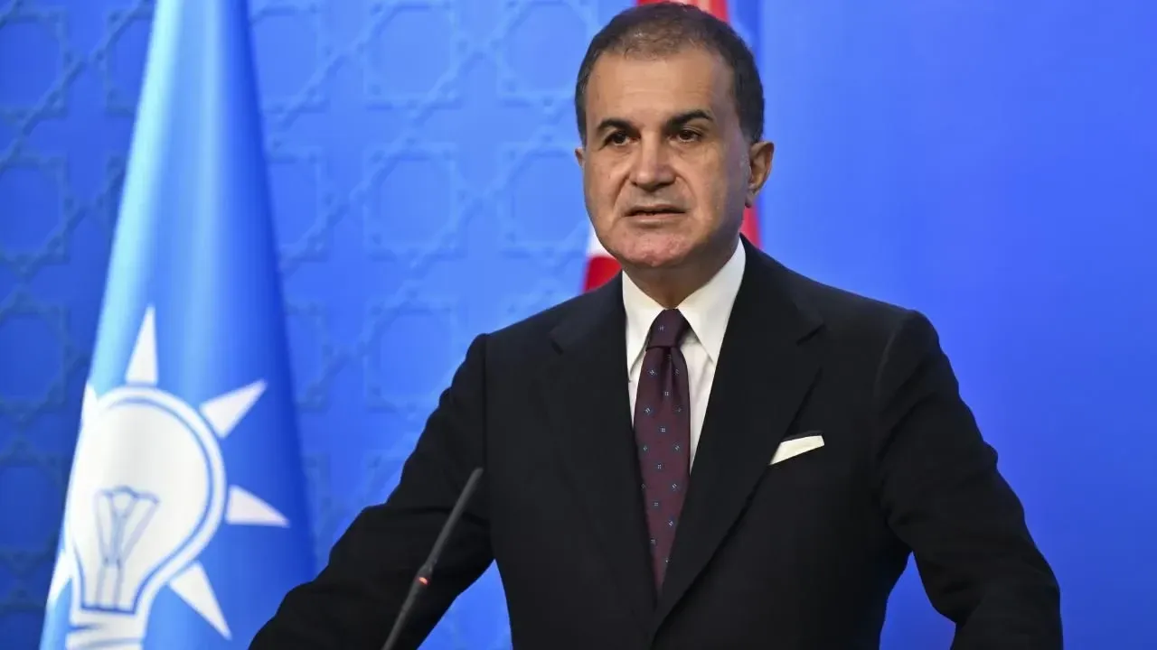 Deprem sonrası gözler okullardaydı! Ömer Çelik'ten açıklama geldi