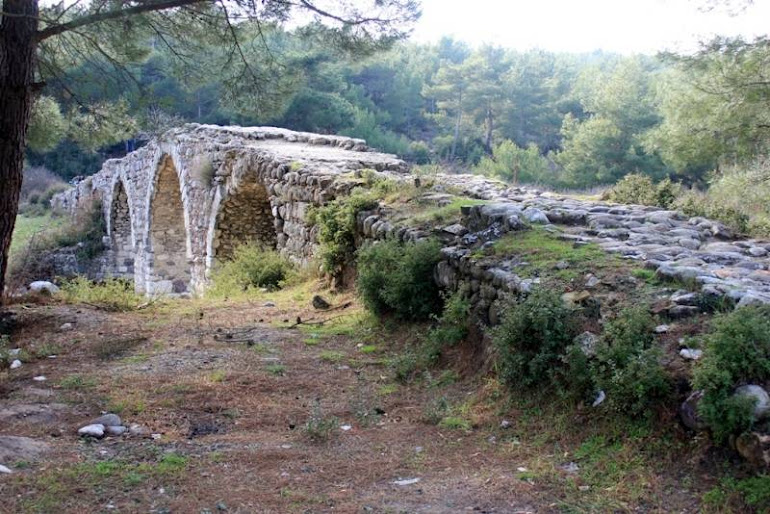 Roma Koprusu