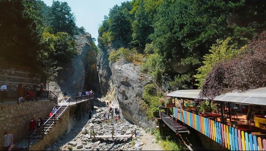 Saitabat Şelalesi (1)