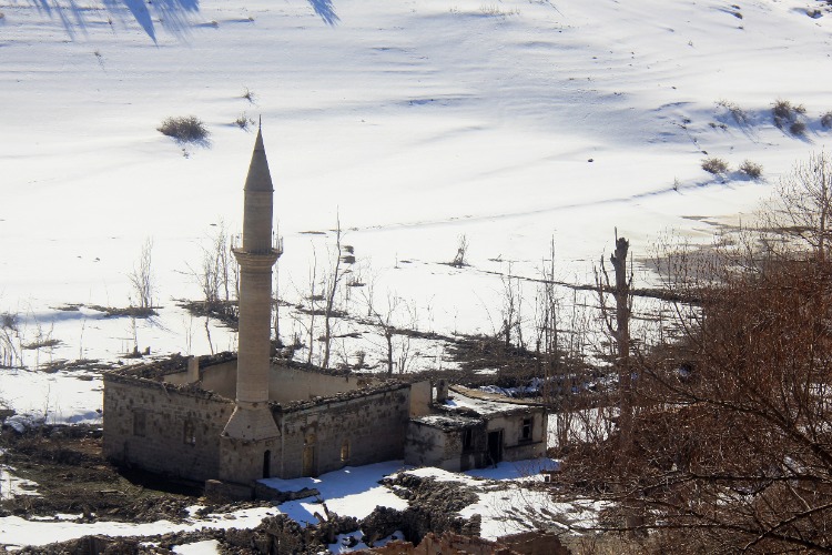 Sivas Barajaltı Kalan Köy2