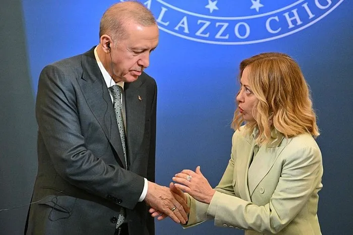 0X0 Baskan Erdogandan Italyada Net Mesaj Ticaret Hedefimiz 40 Milyar Dolar 1745932870232