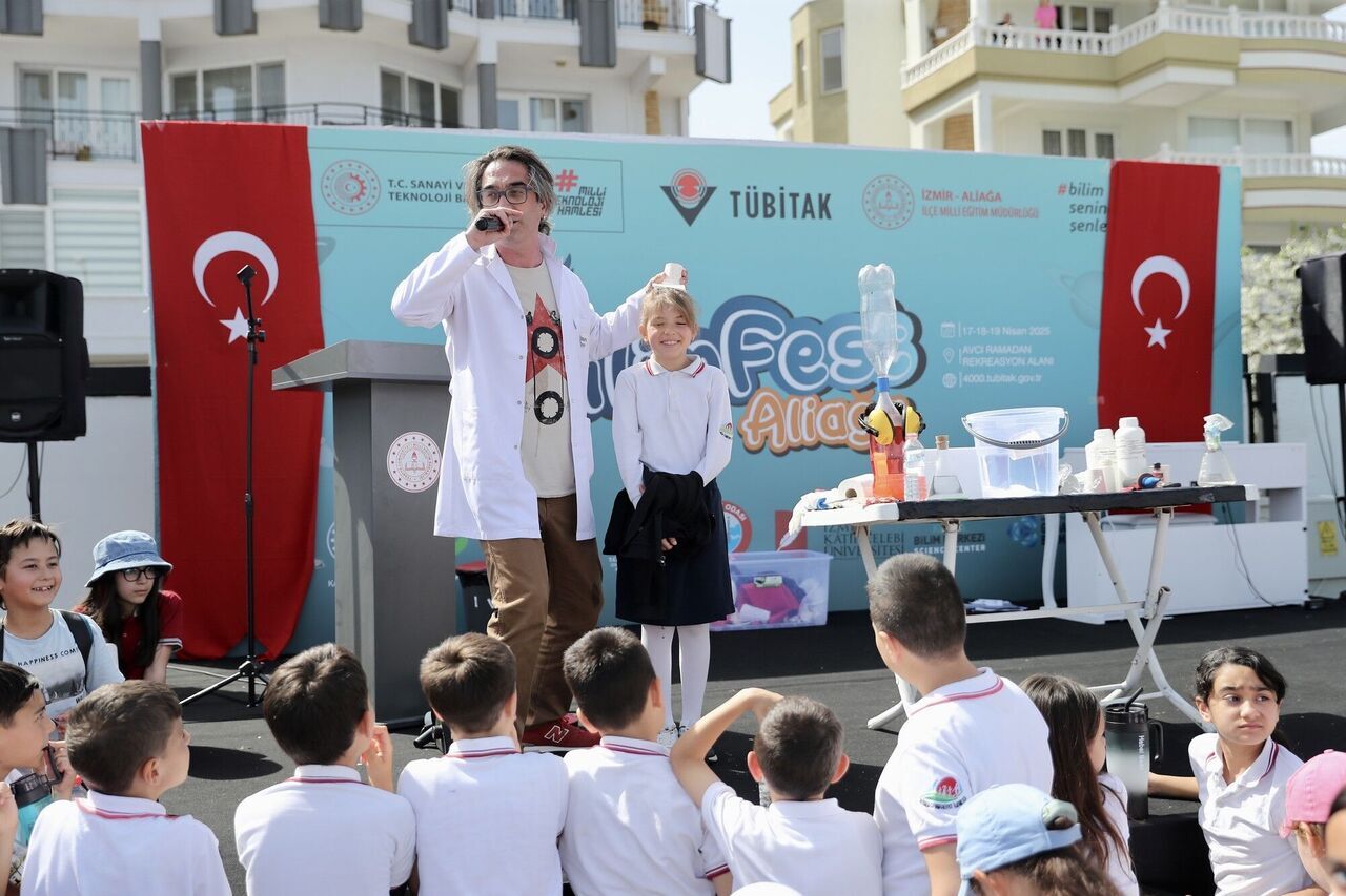 1 Aliağa’da Bilimfest Heyecanı Başladı