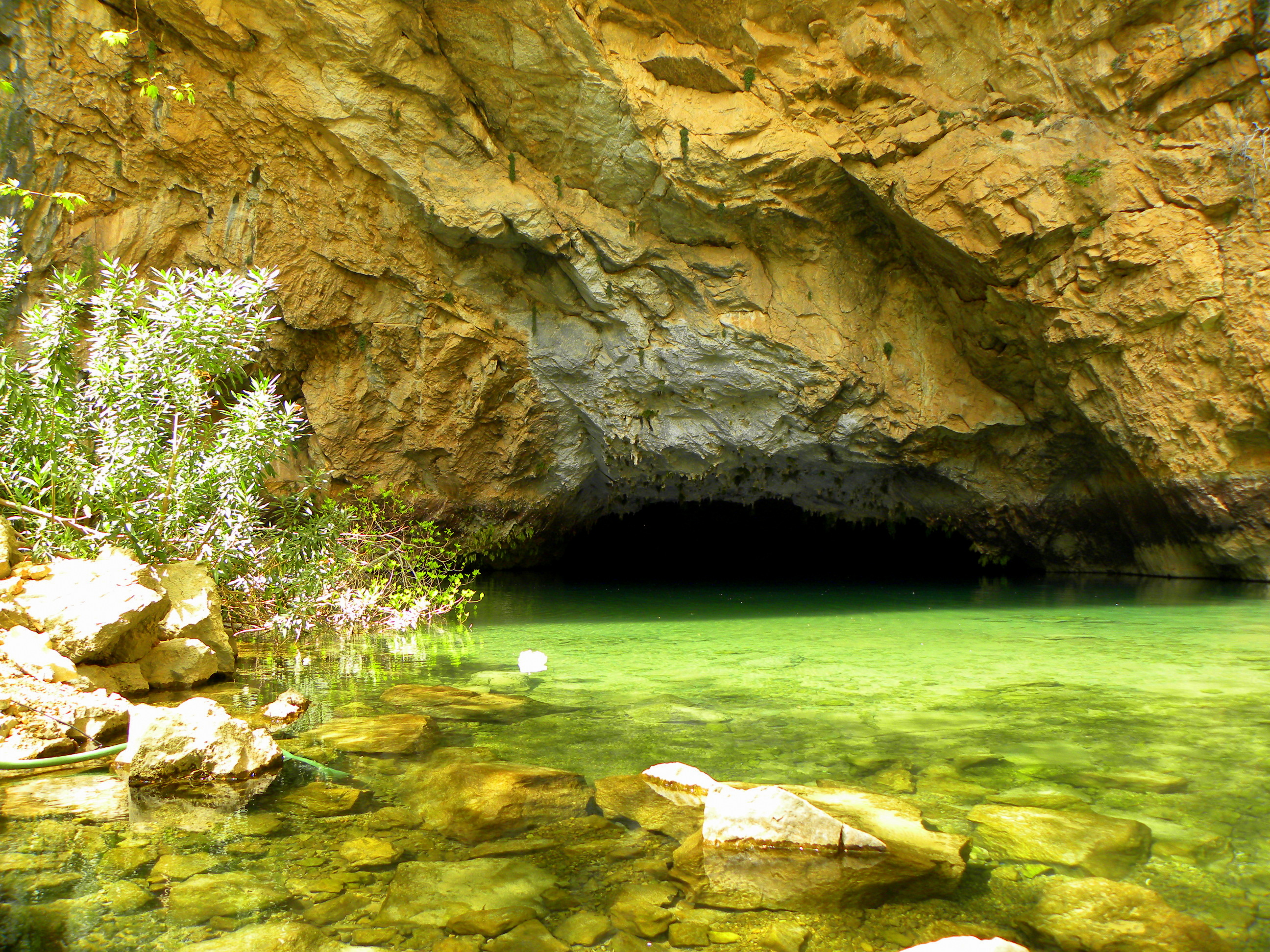 Altınbeşik (2)