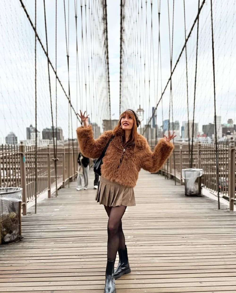 Ayca Varlier In Brooklyn Pozu C17 Ld
