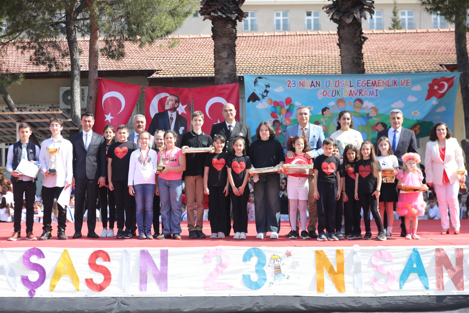 Bayraklı’da Minik Başkan Icraatlarını Açıkladı (1)