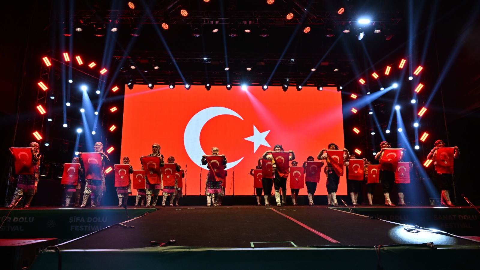 Festival’de Kültür Ve Nostalji Dolu Unutulmaz Gece (12)