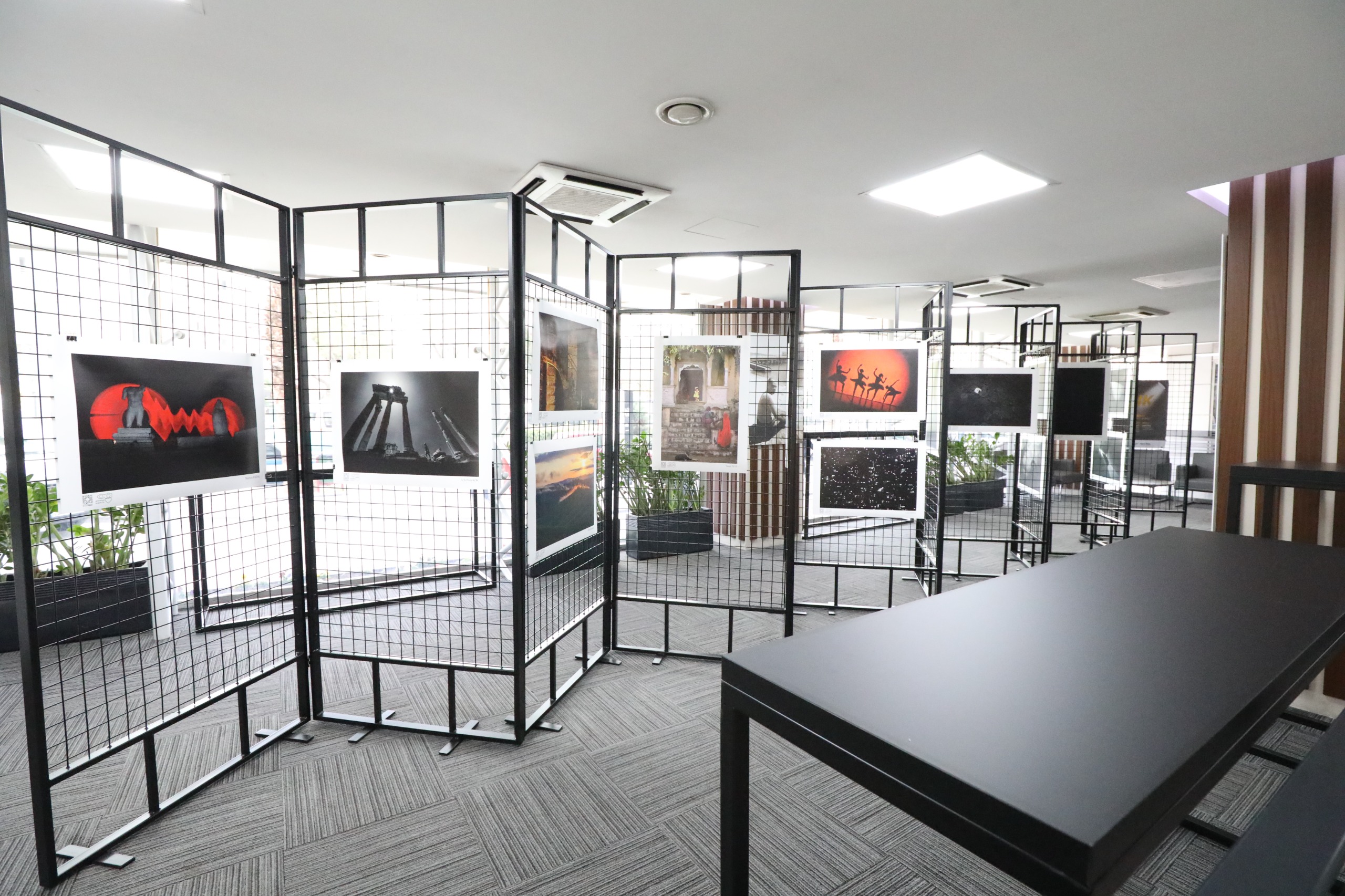 Karşıyaka Galeri Alt (2)
