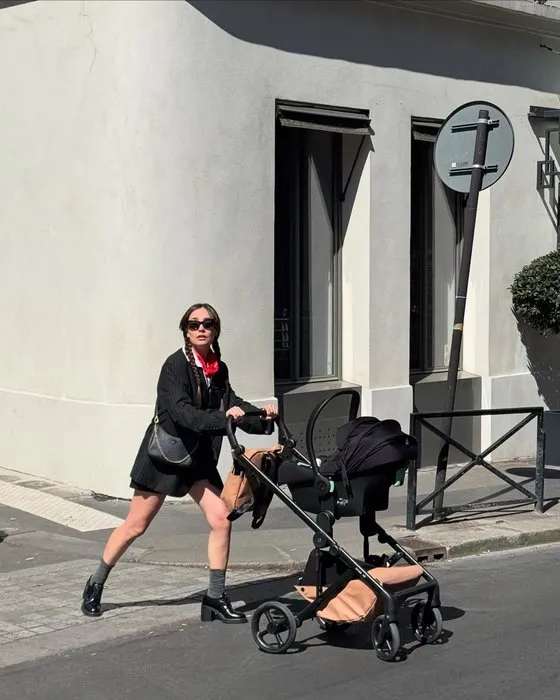 Zeynep Tuğçe Bayat Ve Cansel Elçin (13)