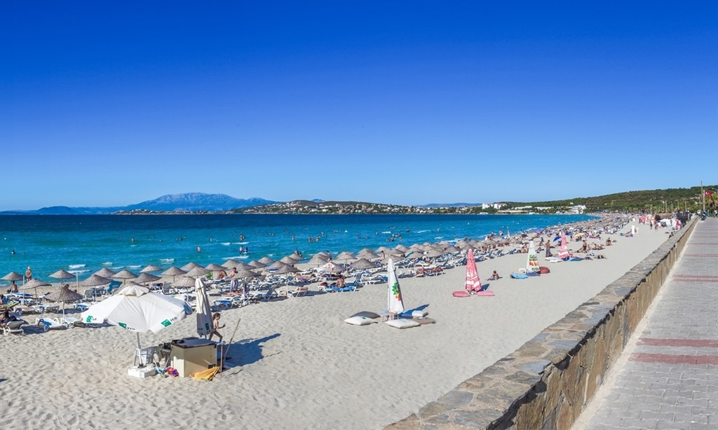 Çeşme Ilıca Halk Plajı (2)