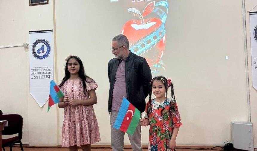 ++Ege Üniversitesi 2. Uluslararası Turan Film Festivalinde Sahne Genç Yönetmenlerin (2)
