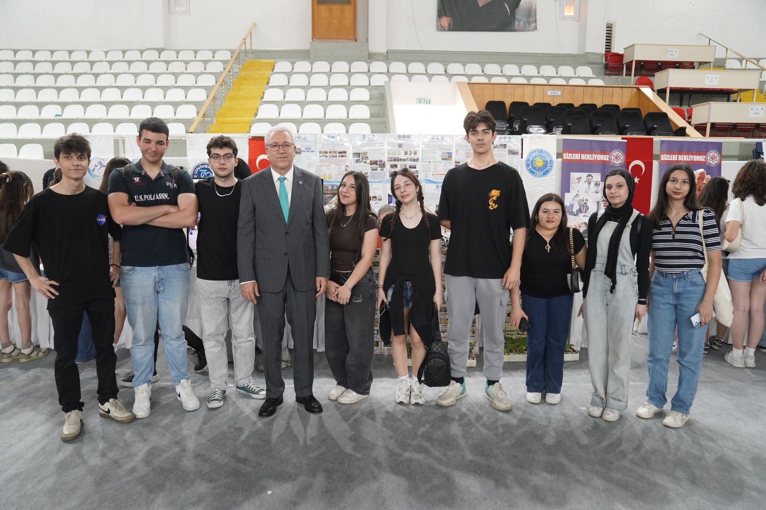++Ege Üniversitesi 70. Yılında 70 Ilden 20 Bin Üniversite Adayını Ağırladı (9)
