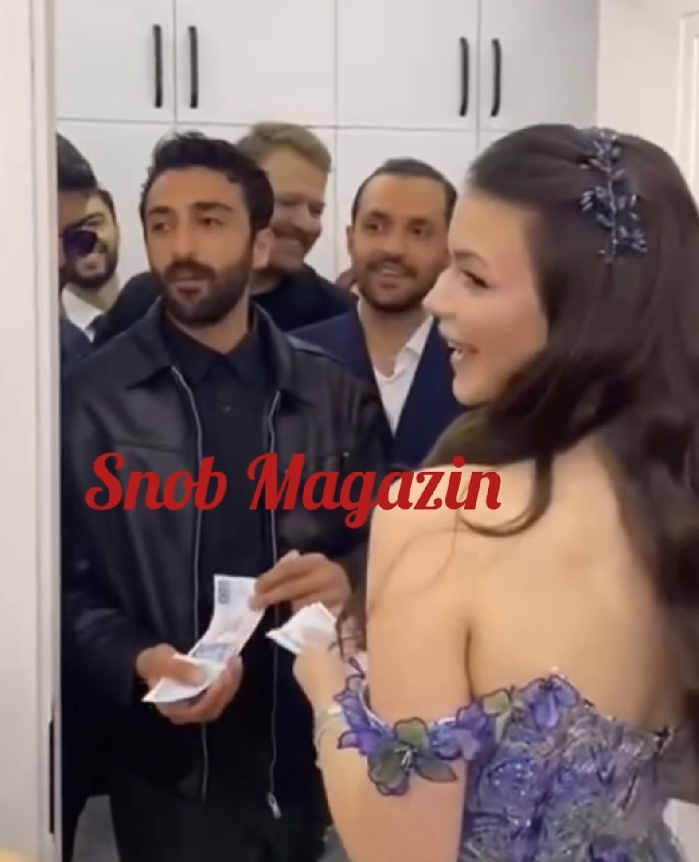 Kizilcik Serbeti Nin Firaz I Batuhan Bozkurt Yuzgulec Para Yagdirdi D B4S Q