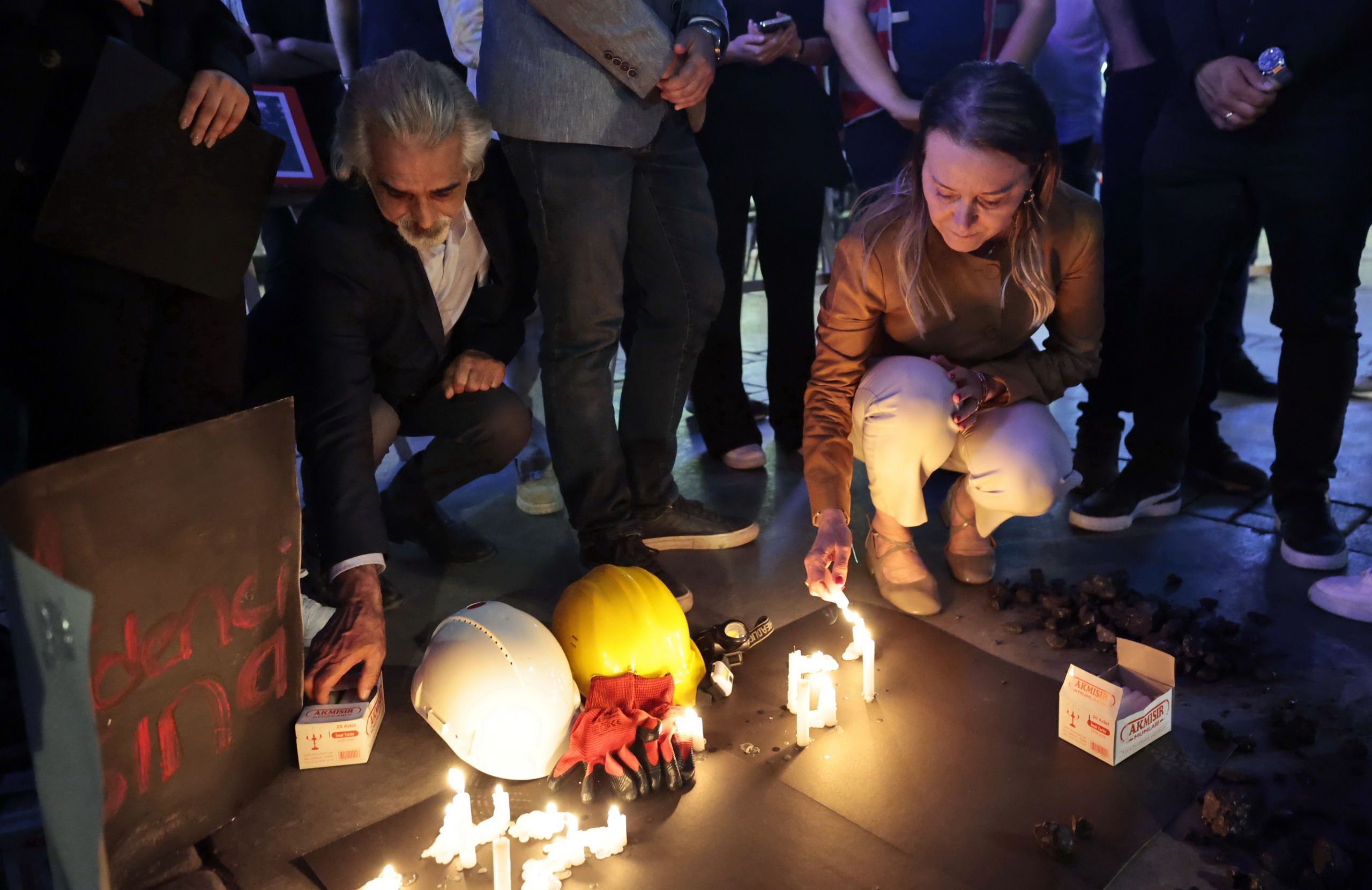 301 górników, którzy stracili życie w Somie, upamiętniono w Konak (3)