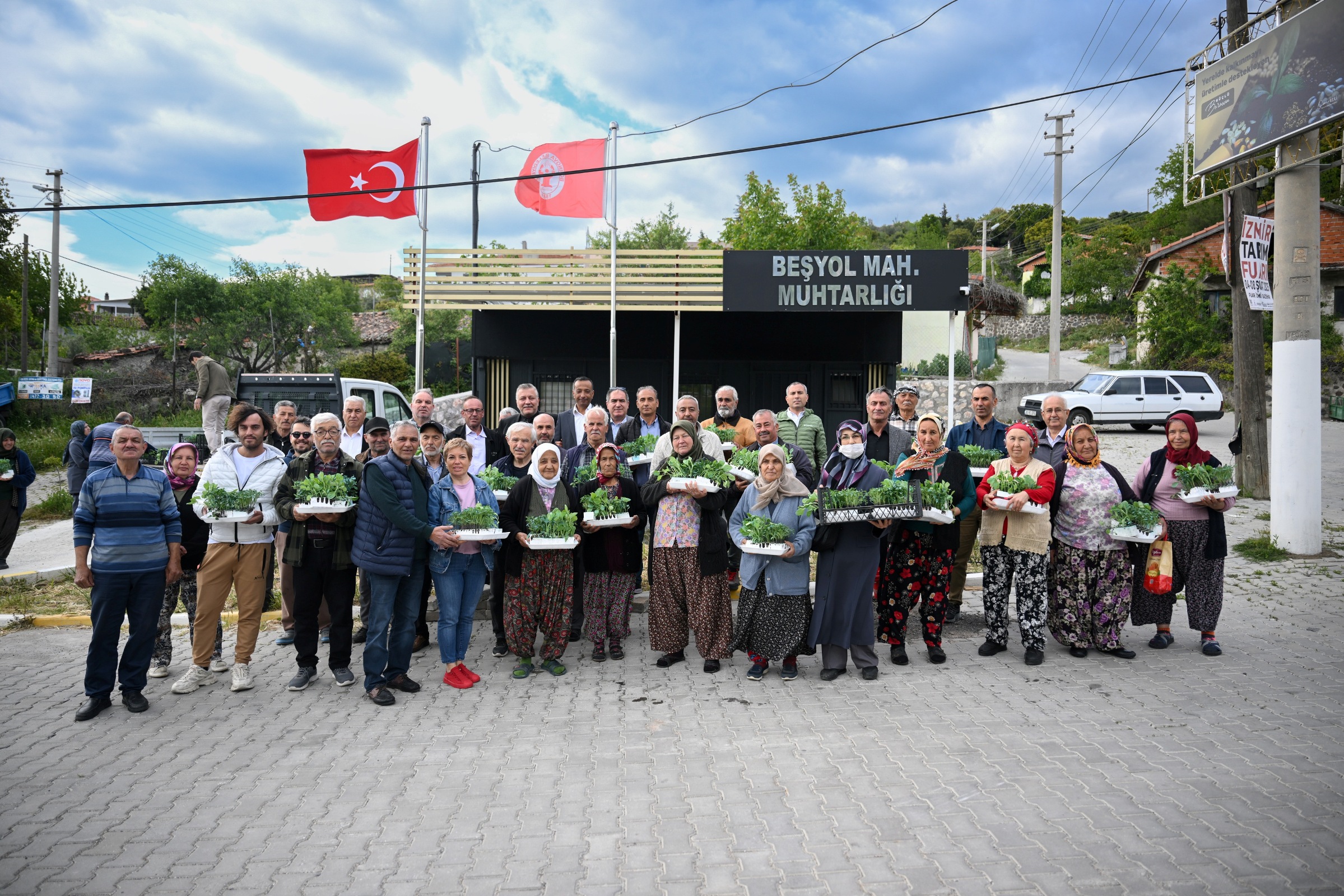 Ureticiye Fide Dağitimi (5)
