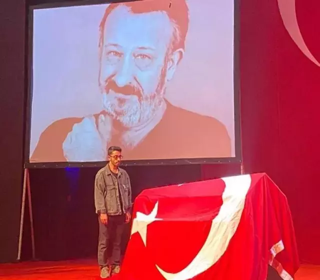 Usta Oyuncu Nasit Ozcan Son Yolculuguna Ugurlandi