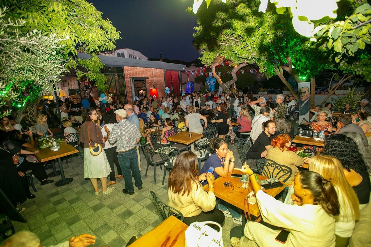 Avlu Güzbel Cafe (6)