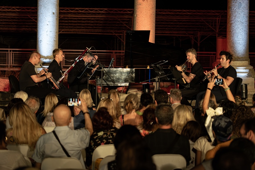 38 Uluslararasi Izmir Festivali Piyano Windteti Performansiyla Sanatseverleri Buyuledi (1)