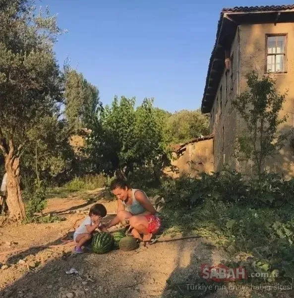Burcu Kara (7)-1