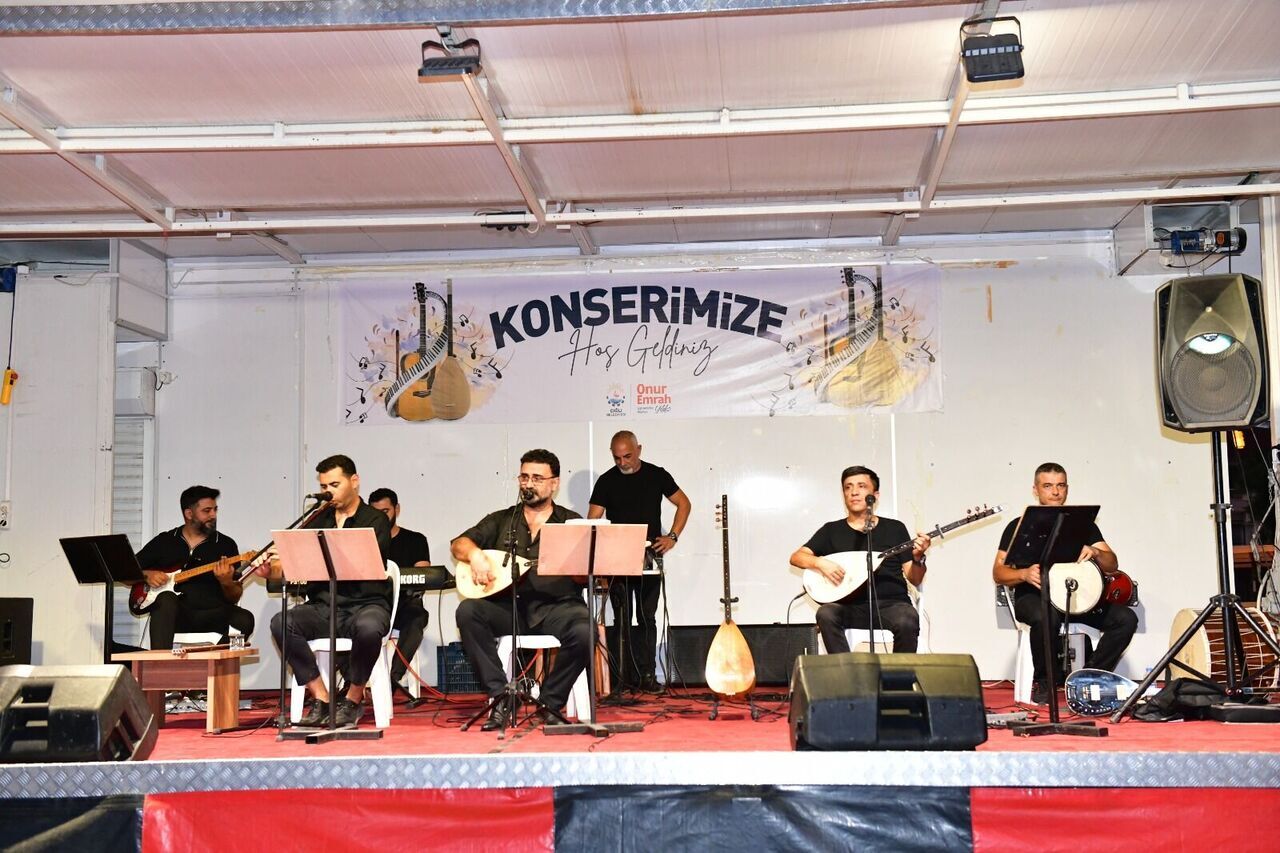 Ciglide Mahalleler Sahneye Donusuyor Muzik Ve Tiyatro Yaz Boyunca Mahallelerde (2)