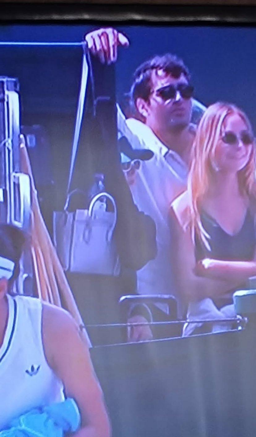 Mert Ramazan Demir Wimbledon A Sevgilisiyle Gitti N8Bh G