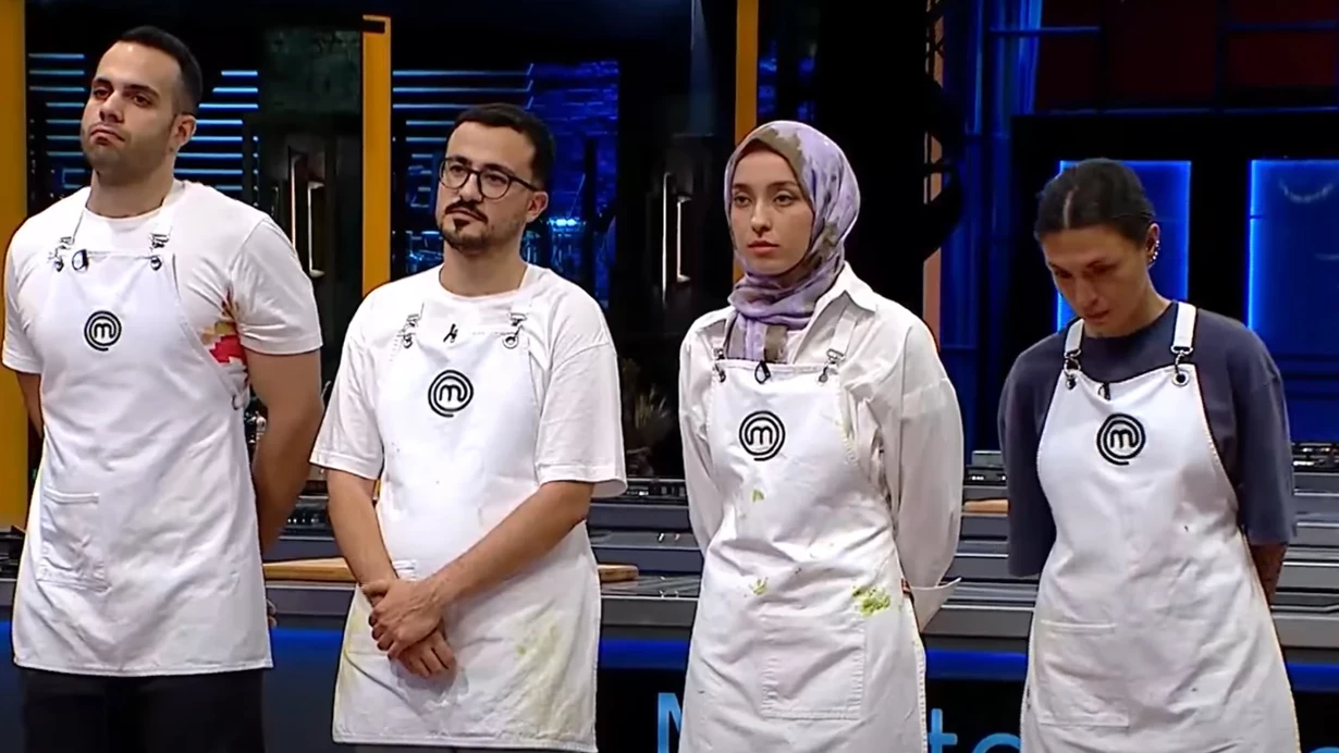 Masterchef Ana Kadroya Kim Girdi Masterchef Ana Kadroya Giren 18 Yarismaci Kim Oldu De9X