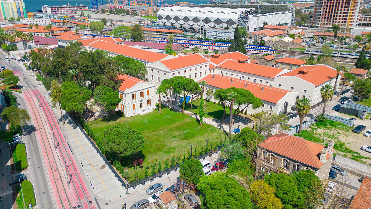 04 İzmi̇r Kültür Sanat Fabri̇kasi