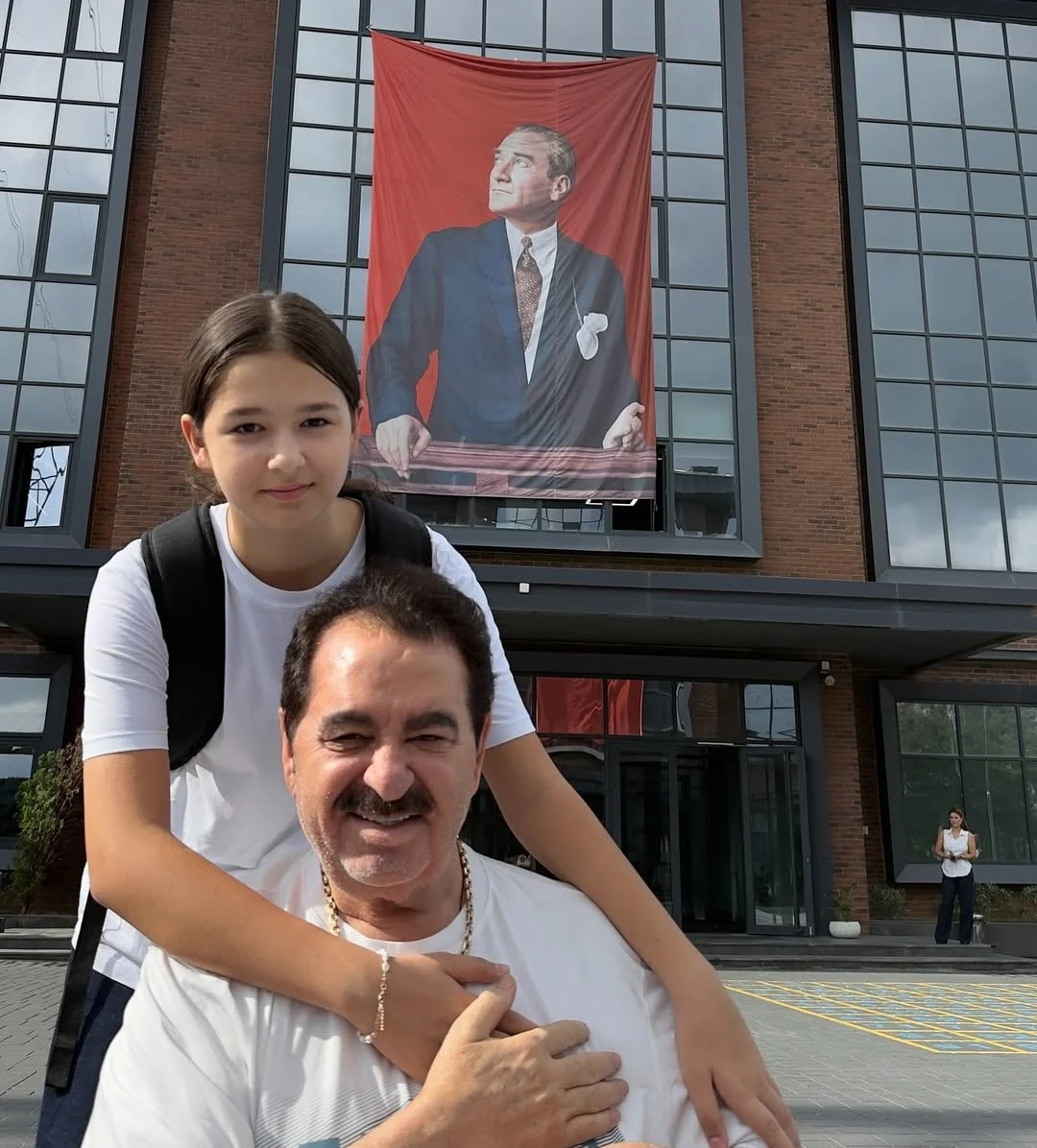 İ B O