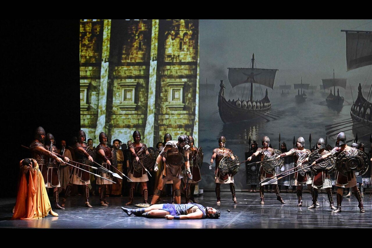 İzmir’de yeni sezon açılıyor! Homeros’un İlyada Destanı opera sahnesinde hayat buluyor
