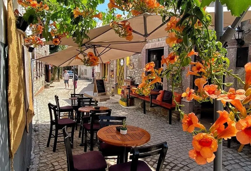 Ayvalik Kucukkoy 4