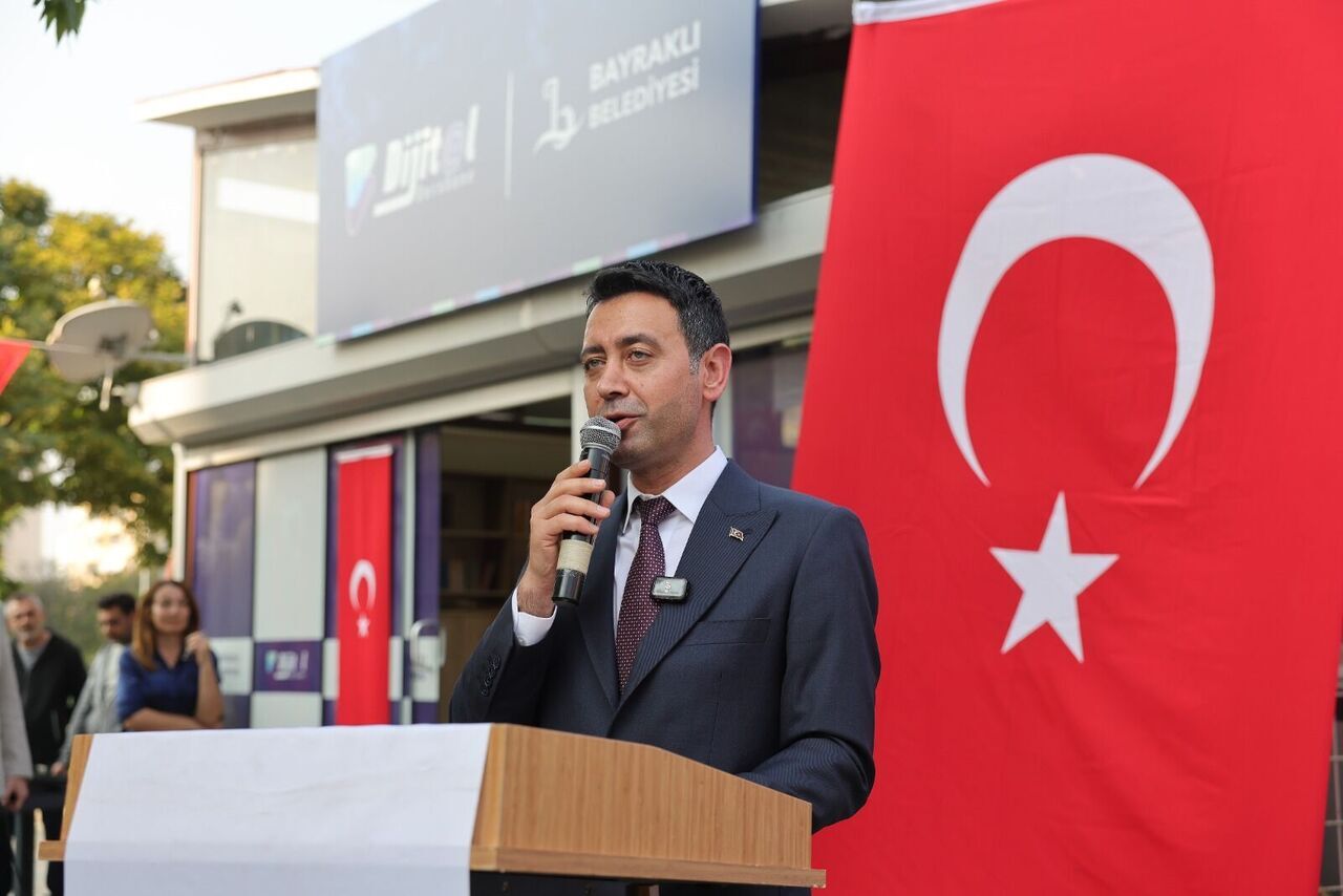 Bayraklı Belediyesinden Eğitimde Fırsat Eşitliğine Dijital Destek (9)
