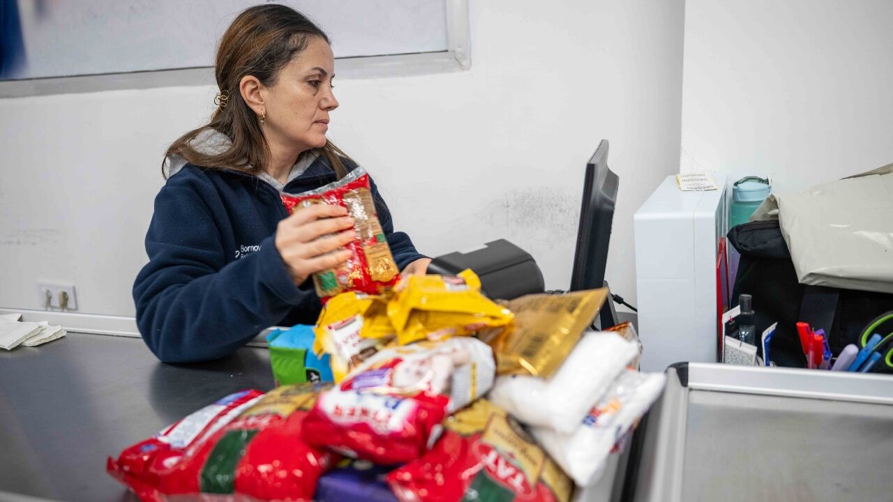 Bornovalılara Müjde Kent Market Kartlarına Ek Kredi Yüklendi (1)