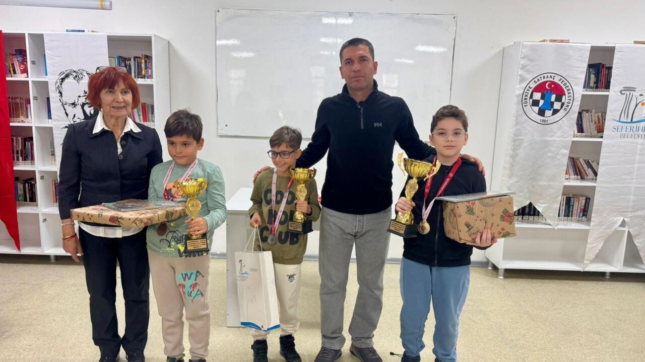 Seferihisar’da Satranç Dolu Iki Gün Şampiyonlar Belli Oldu (1)