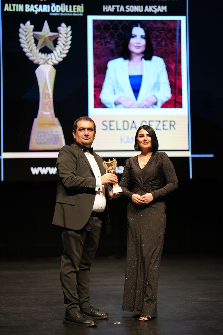 24 Selda Gezer