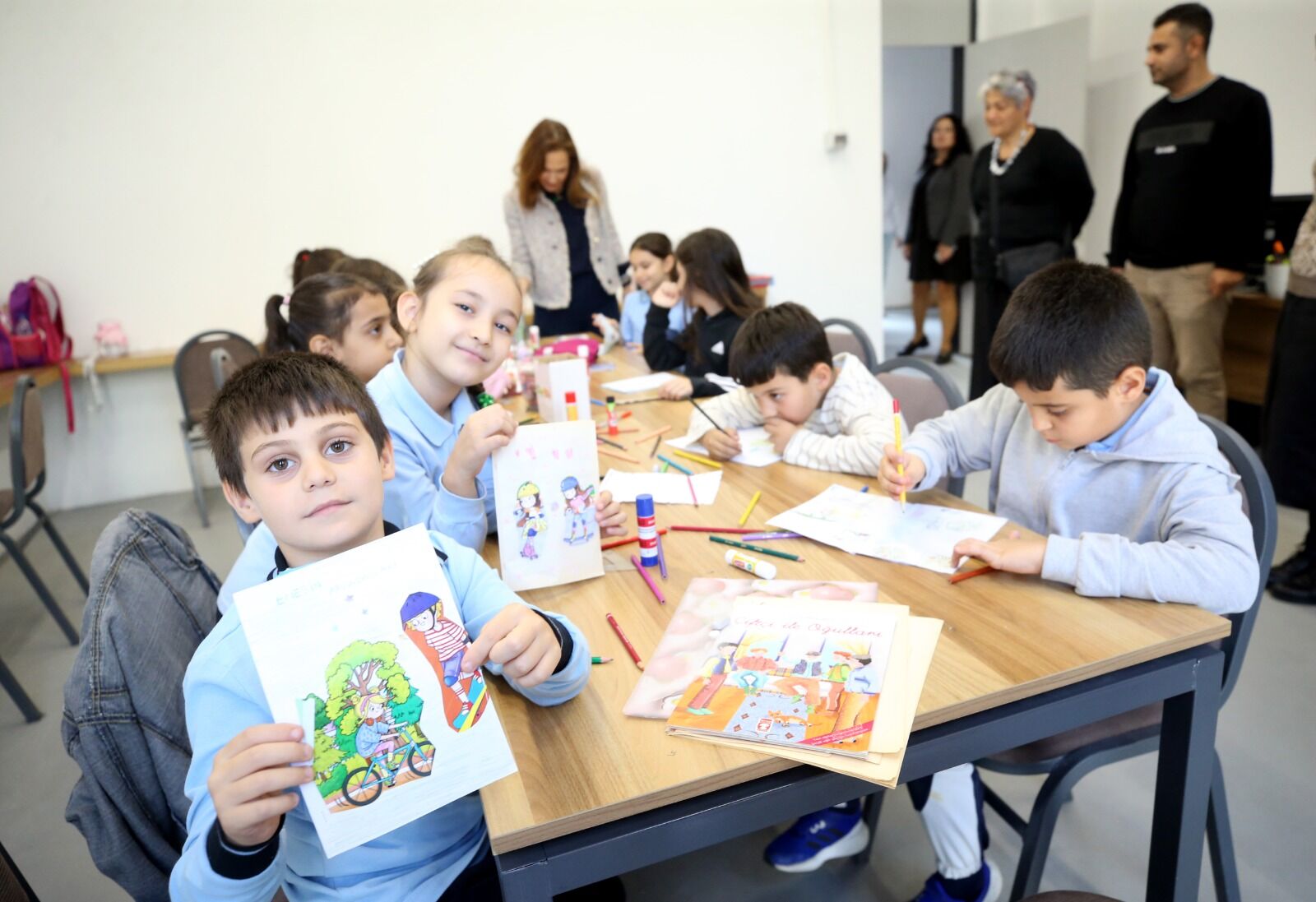 Karşıyaka’da Açılan Sosyal Tesis Her Yaştan Vatandaşı Bir Araya Getirdi (1)