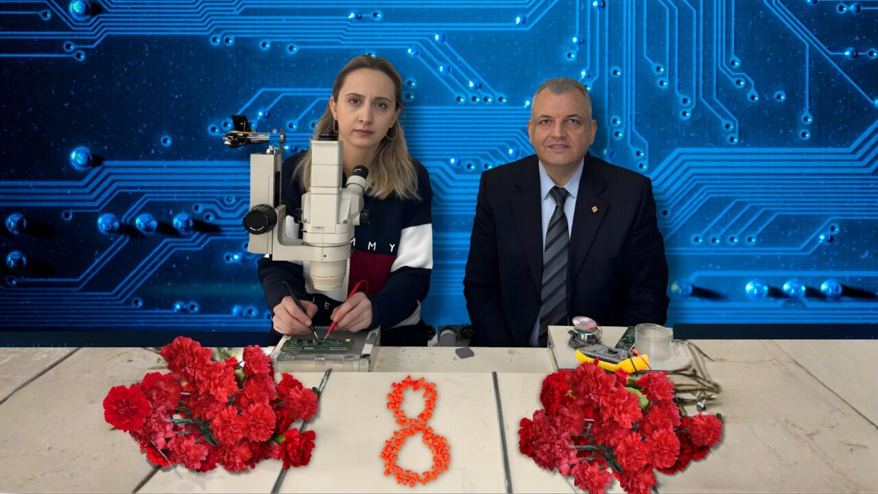8 Mart Ara