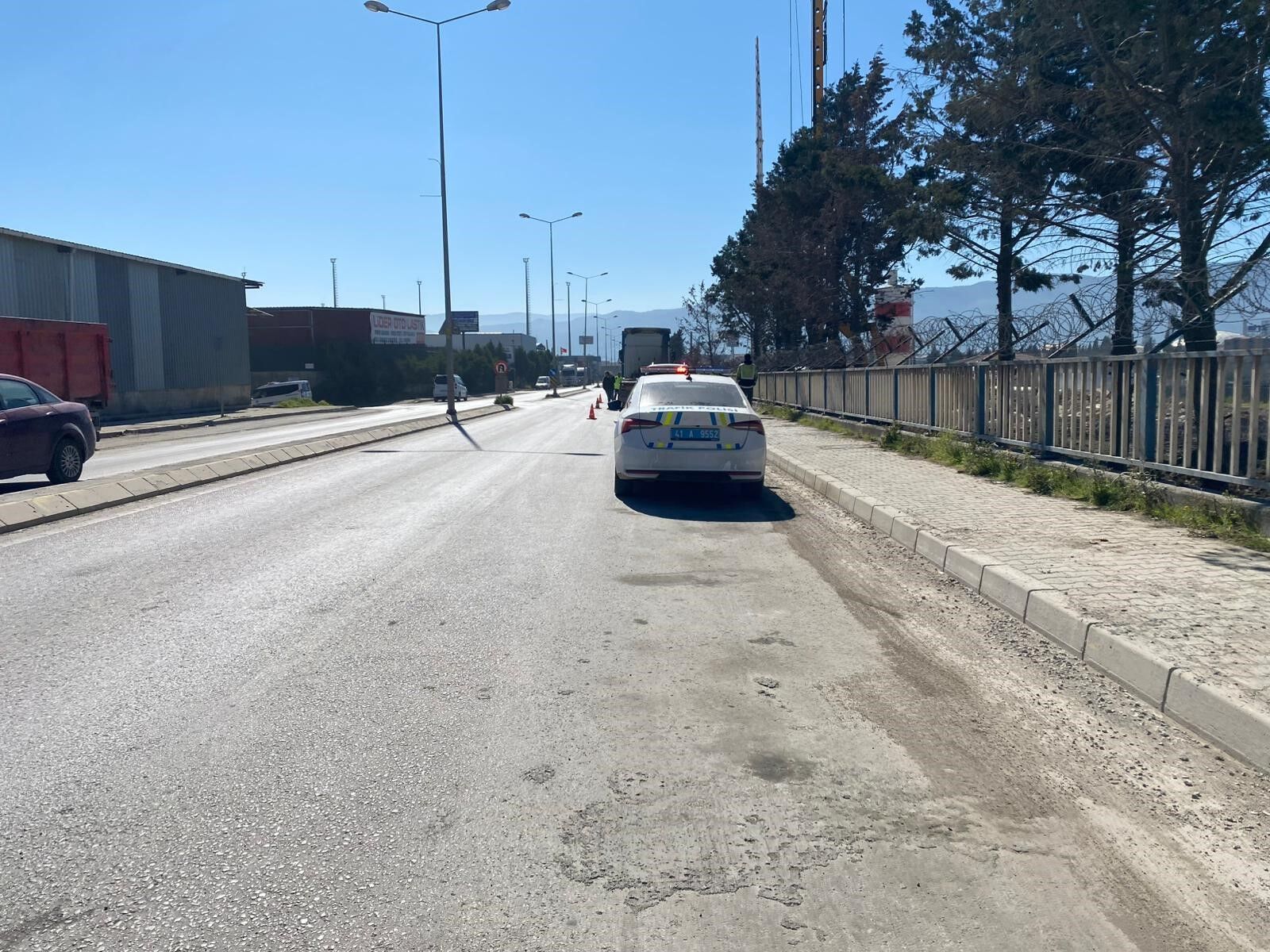 İki Tır Arasında Sıkıştı Feci Şekilde Can Verdi (2)