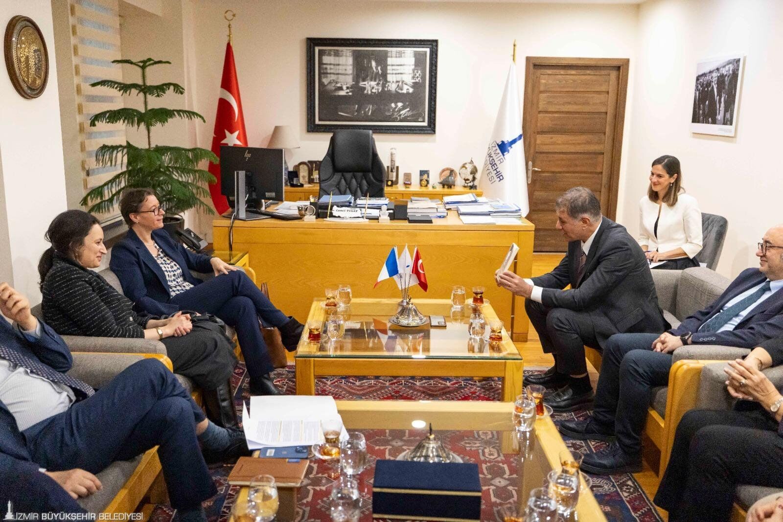 Başkan Tugay Fransız Heyetini Ağırladı Afd’den İzmir Projelerine Devam Sinyali (2)