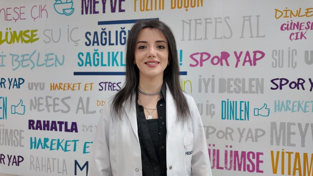 Bayram Sofralarında Yapılan Bu Hata Sindirimi Zorlaştırabilir! Uzmanı Uyardı Sofralarda Denge Önemli (1)