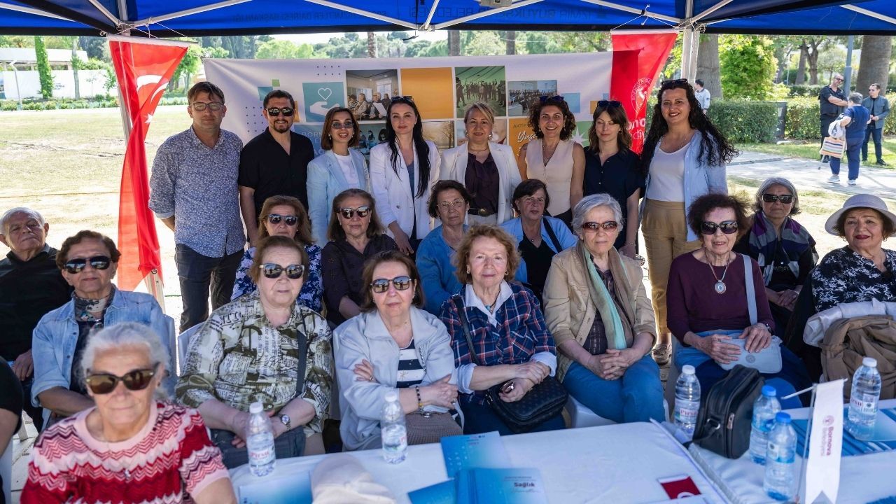 Bornova Belediyesi’nden Yaşlılara “İkinci Hayat” Müjdesi! Yeni Dönem Başlıyor-1