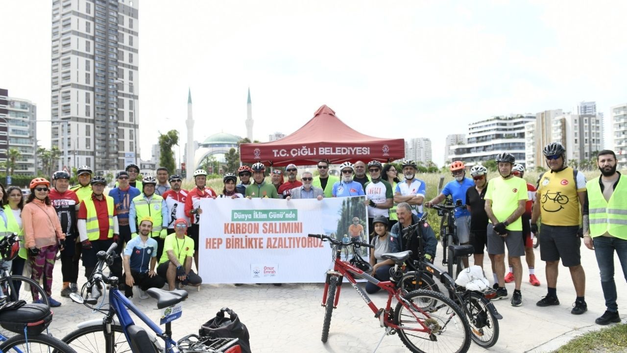 Çiğli’de Sera Gazına Dikkat Çekmek Için Pedal Çevirdiler (1)