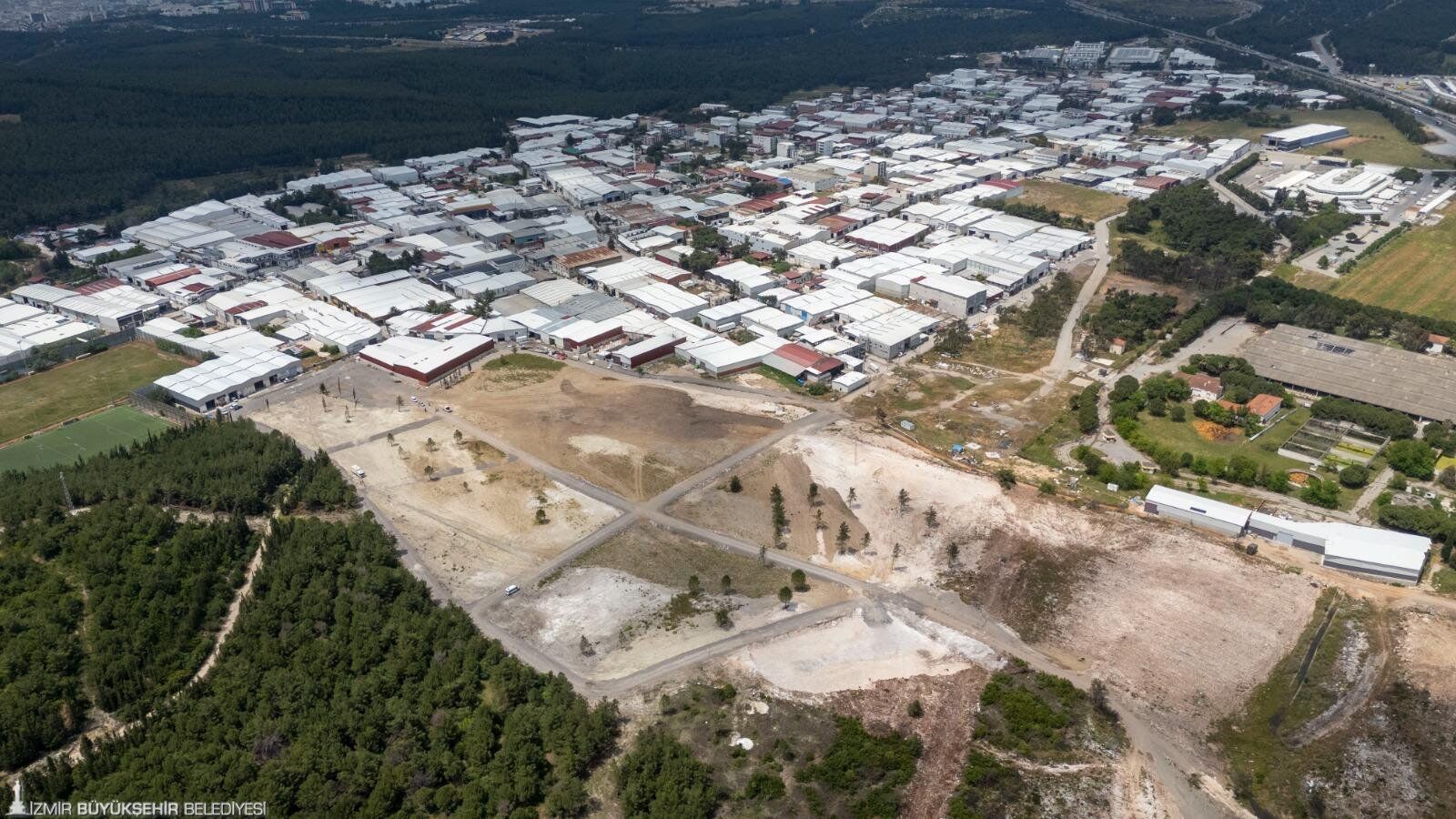 İzmir’de 22 Bin Kişilik Yeni Mezarlık Alanı Hizmete Açıldı (1)