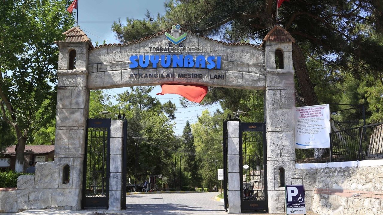 İzmir'de Serin Suların Kenarında Piknik Keyfi Arayanlara! Gelen Vazgeçemiyor Suyunbaşı Mesire Alanı (3)