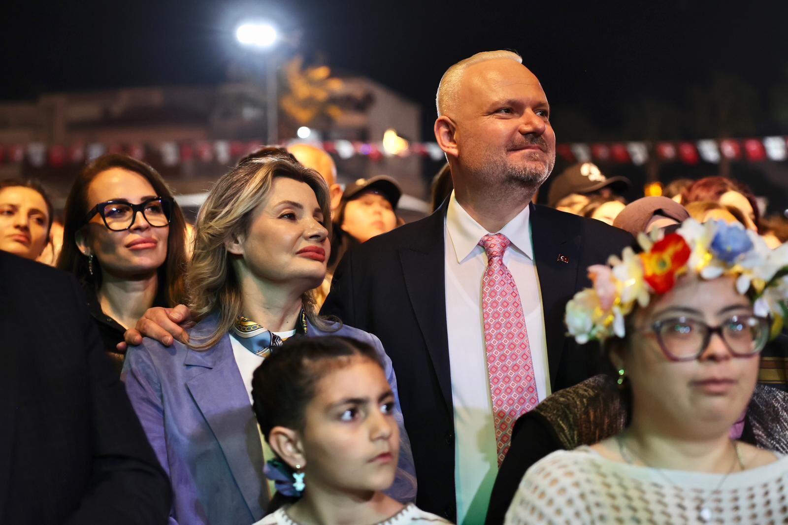 Kibariye Ve Hüsnü Şenlendirici Menemen’i Coşturdu (2)