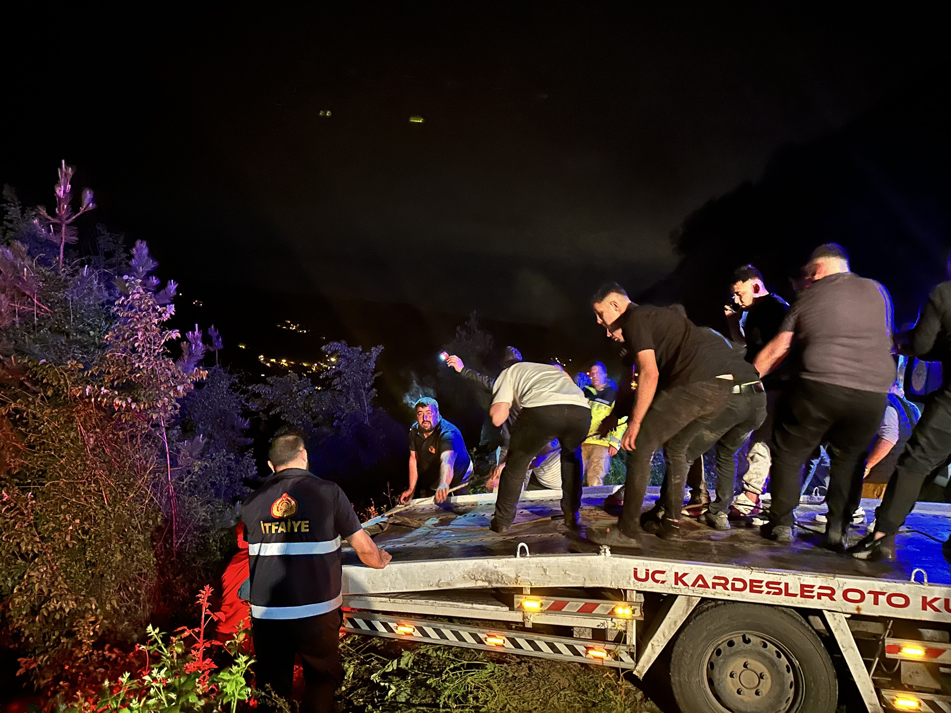 Nişan Hazırlığı Için Geldiği Ilçede Hayatını Kaybetti 3 Kişi Yaralandı (2)