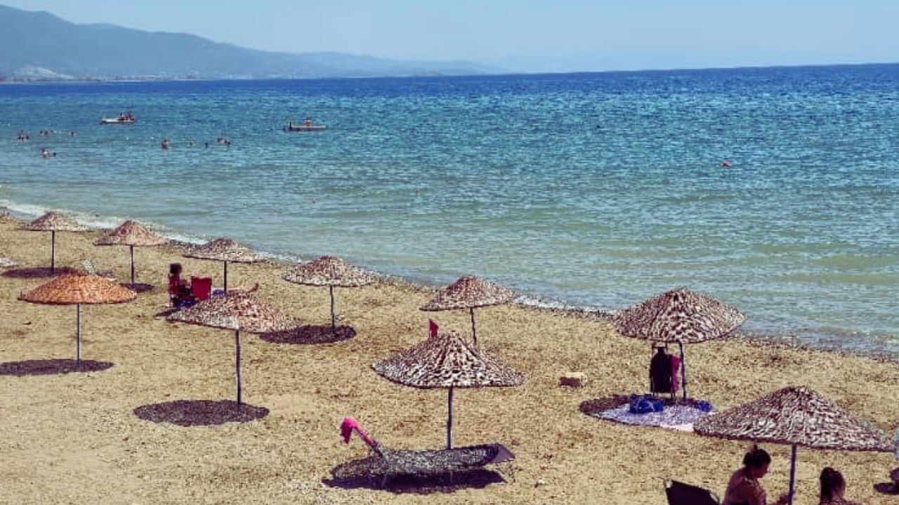 Seferihisar'ın Ulaşımı Kolay, Ücretsiz Ve Mavi Bayraklı Rotası Çocuklu Ailelerin Favorisi, Her Yıl Ödül Alan Plaj! (3)