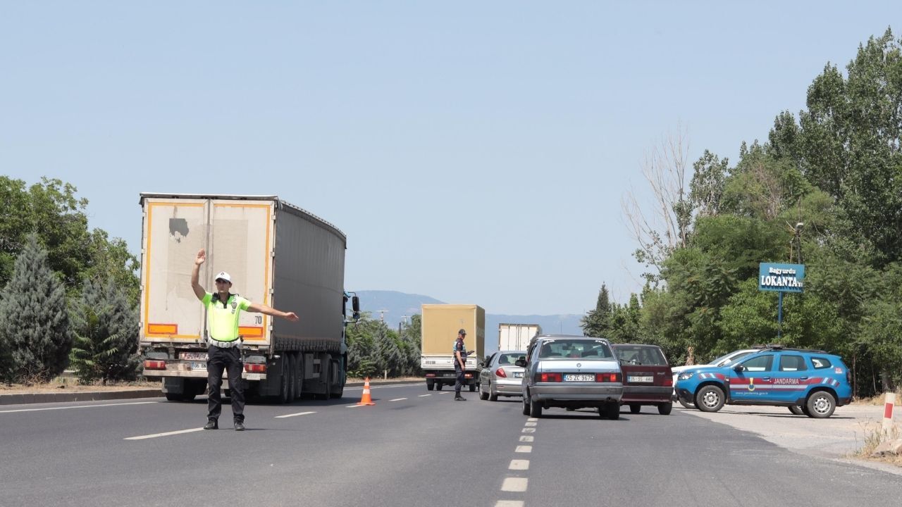 Tatil Yogunlugu Basladi Izmirde 395 Noktada 2 Bin 100 Personel Gorevli Olacak 4