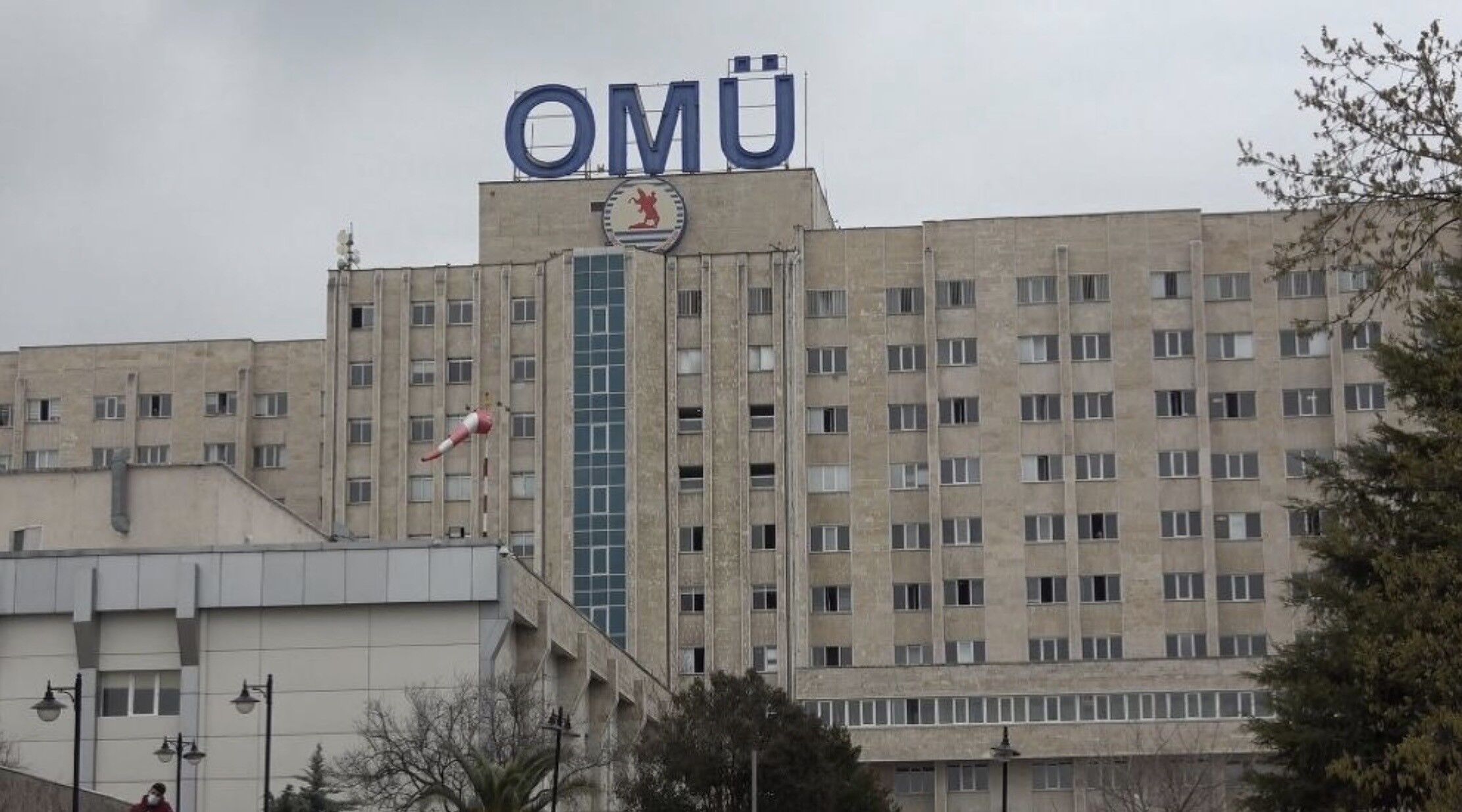 Üniversite Hastanesinde Rüşvet Operasyonu 4'Ü Doktor 18 Kişi Gözaltına Alındı (1)