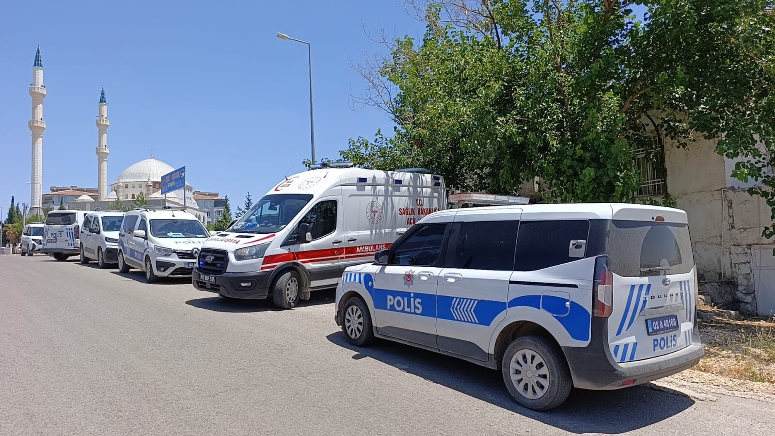 Arkadaşının Evinde Kalan Polis Memuru Evde Ölü Bulundu (1)