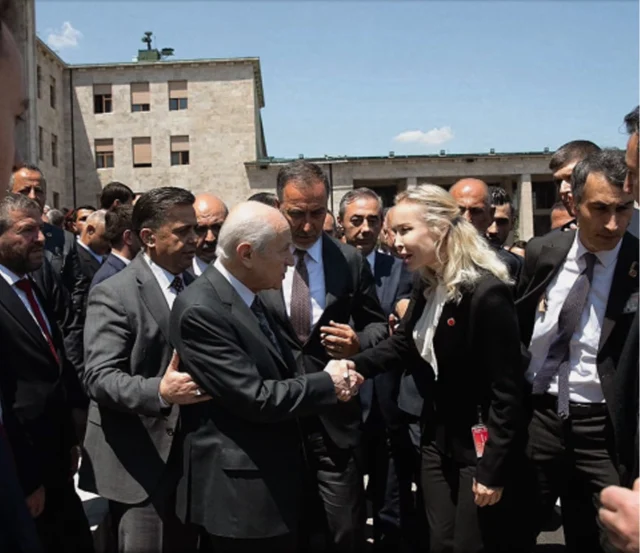 Ayşegül (1)