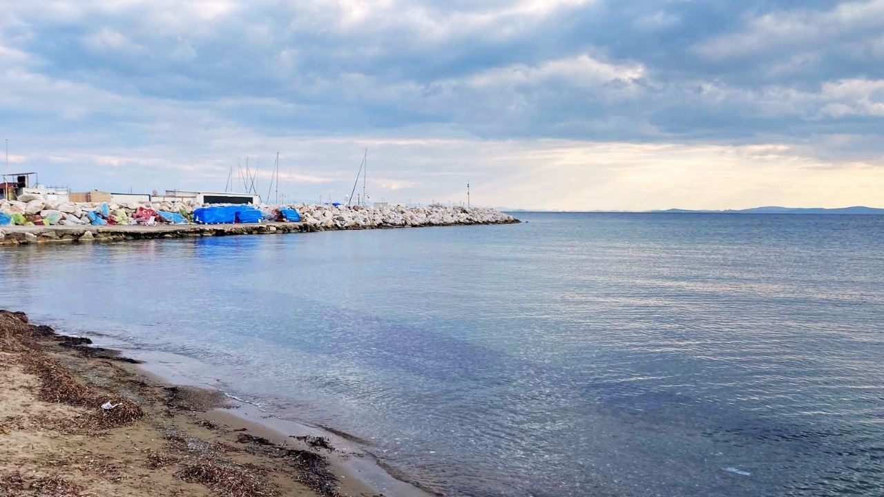 Ayvacık'ta Hangi Plajlar Mavi Bayraklı Oldu İşte Ücretli Ve Ücretsiz 2026 Tatil Rotalarının Tam Listesi (2)